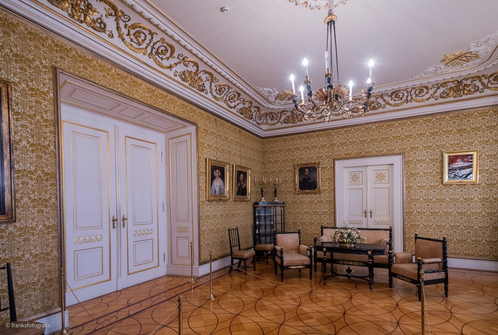 Empirezimmer Scimmerhloss Altenburg erkunden Empirezimmer