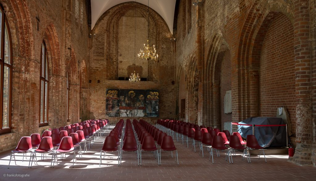 Klosterkirche Schloss Dargun erkunden - Klosterkirche