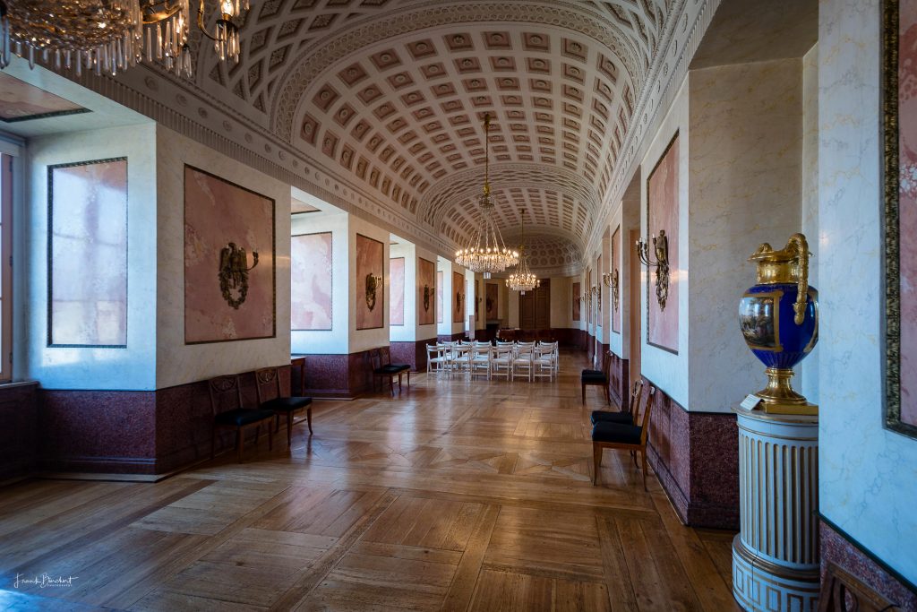 Falkengalerie Schloss Weimar erkunden