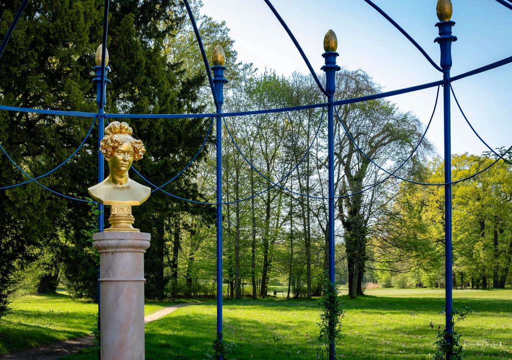 Rosenlaube Branitz erkunden