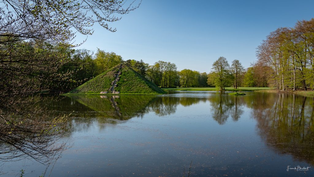 Pyramidensee Schloss Branitz erkunden