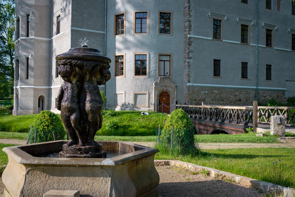 Schloss Fischbach Schloss Fischbach erkunden